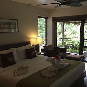 Suite B